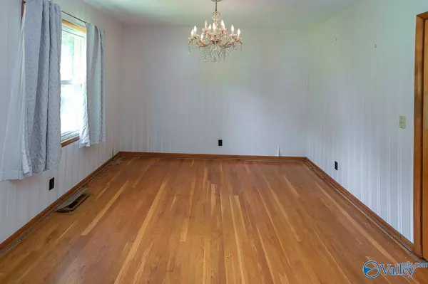 2305 Morningside Drive NW, Huntsville, AL 35810