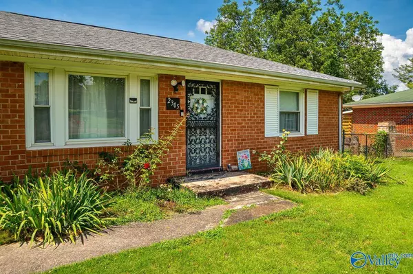 2305 Morningside Drive NW, Huntsville, AL 35810