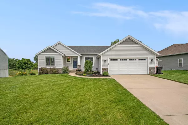 9595 Scotsmoor SE Court, Caledonia, MI 49316