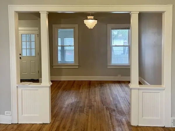 10954 S Esmond Street, Chicago, IL 60643