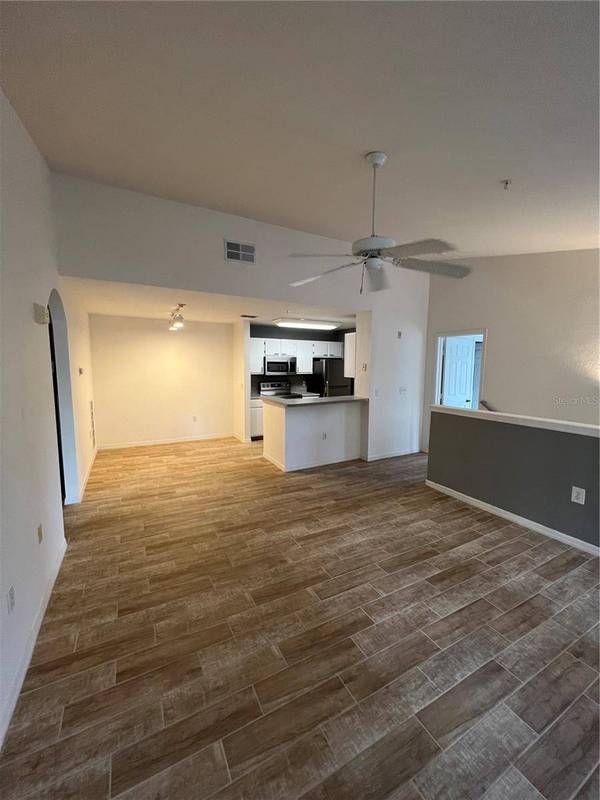 8933 MANOR LOOP #204, Lakewood Ranch, FL 34202