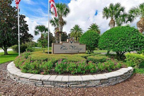 8933 MANOR LOOP #204, Lakewood Ranch, FL 34202