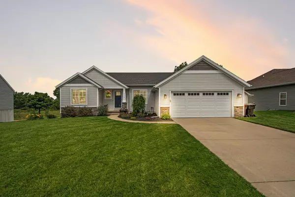 9595 Scotsmoor SE Court, Caledonia, MI 49316