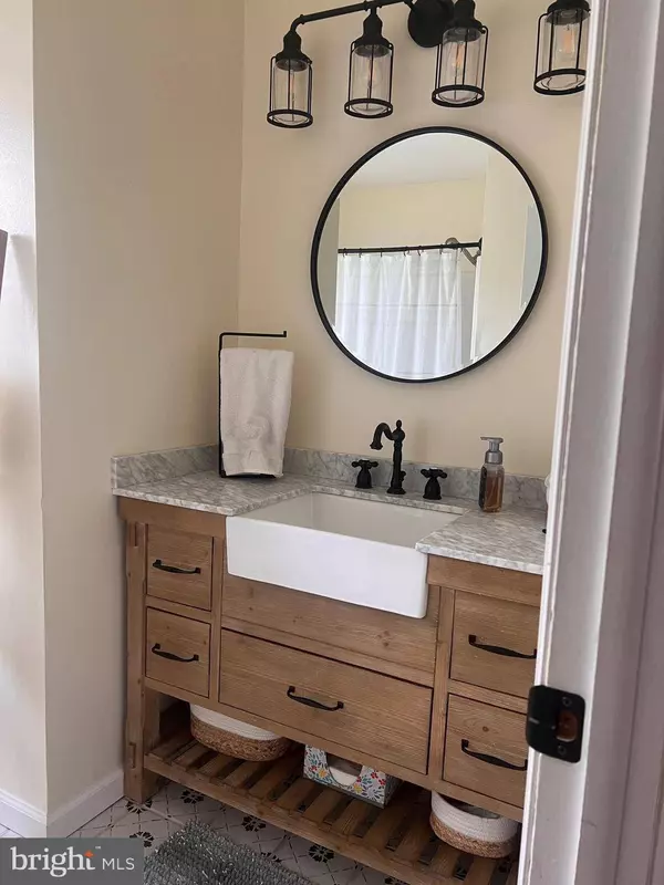 619 W. MADISON AVE.-619 MADISON, Magnolia, NJ 08049