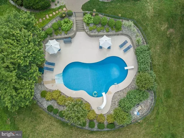 5 E RIDGE RD, Skillman, NJ 08558