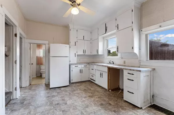 4921 N Lacey St, Spokane, WA 99217