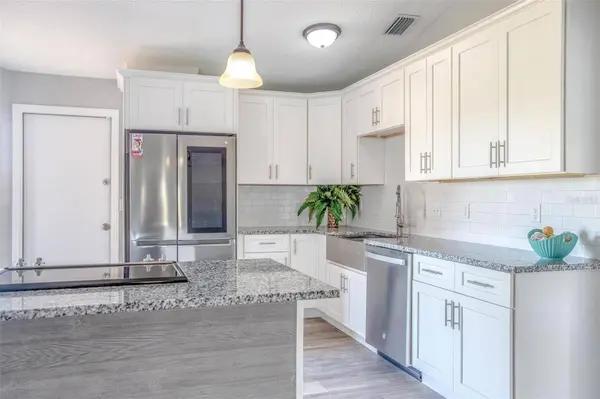 1096 SANTA CLARA DR, Deltona, FL 32738