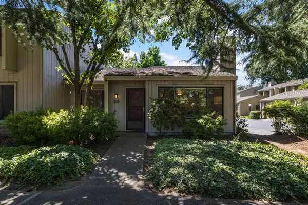 13 Colby CT, Sacramento, CA 95825