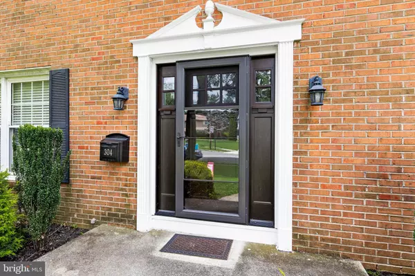 304 PROVINCETOWN CIR, Cherry Hill, NJ 08034