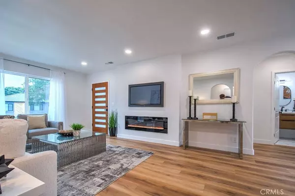 2518 El Sol AVE, Altadena, CA 91001