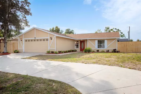 1096 SANTA CLARA DR, Deltona, FL 32738