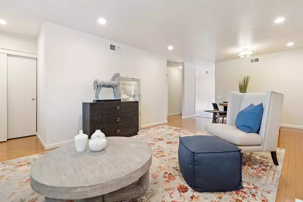 13 Colby CT, Sacramento, CA 95825