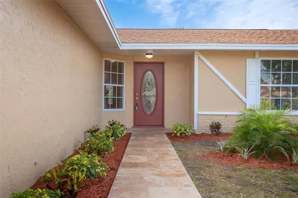 1096 SANTA CLARA DR, Deltona, FL 32738