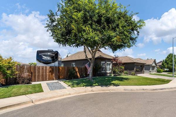 127 Fieldstone CT, Lodi, CA 95242