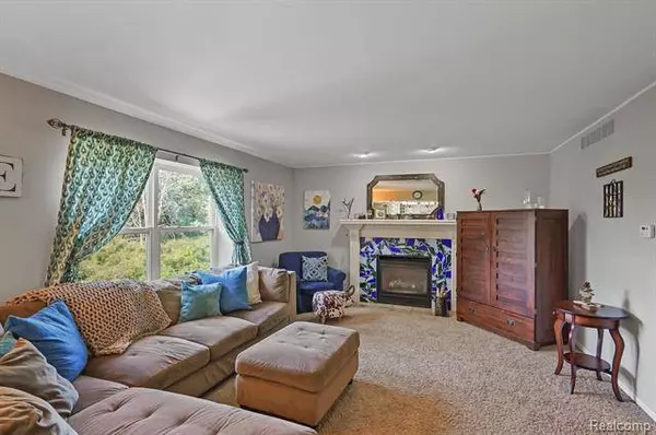 397 BRENTWOOD Drive, Pinckney, MI 48169