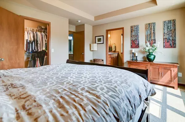 620 Redan Drive, Verona, WI 53593