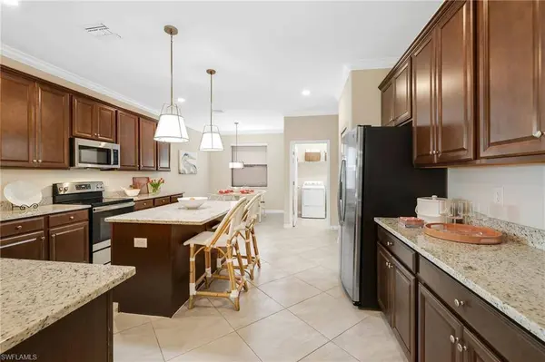 17581 Kinzie LN, Estero, FL 33928