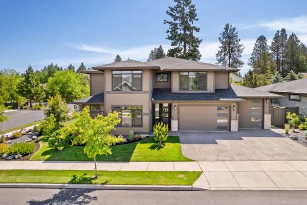 60890 SW Headwaters Loop, Bend, OR 97702