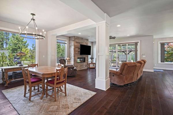 60890 SW Headwaters Loop, Bend, OR 97702