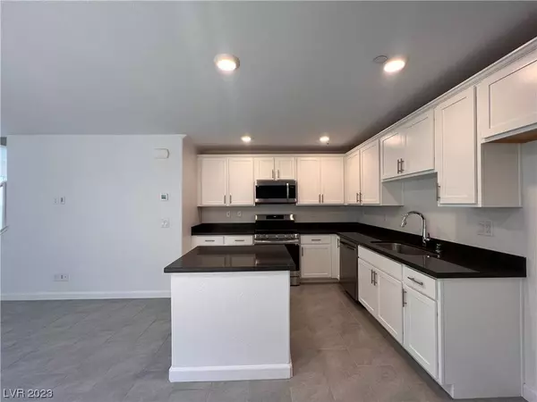 329 Bay Village Place, Henderson, NV 89011