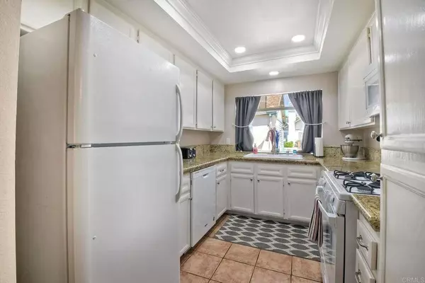 2405 Turnbridge, Escondido, CA 92027