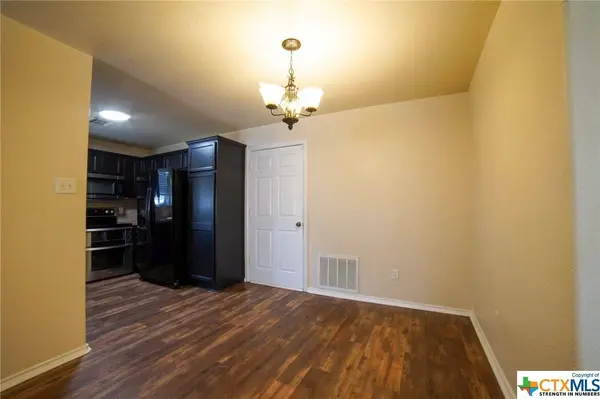 9 Burnham DR, Temple, TX 76502