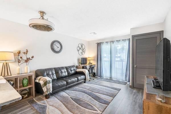 450 Somerset Ave #504, Taunton, MA 02780