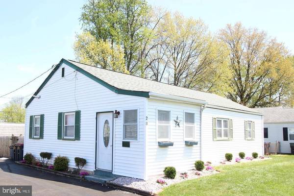 28 LEA RD, New Castle, DE 19720