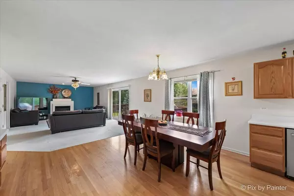 4014 Blackstone Avenue, Gurnee, IL 60031