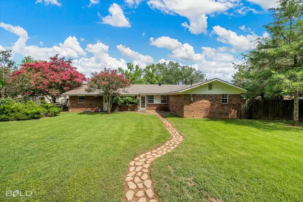 1314 Parkway Circle, Bossier City, LA 71112