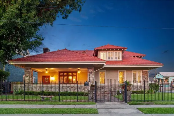 1905 PENISTON ST, New Orleans, LA 70115