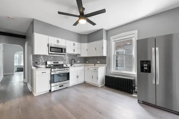 2216 Cuyler Avenue, Berwyn, IL 60402