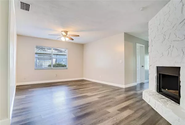 4703 E SERENA DR, Tampa, FL 33617