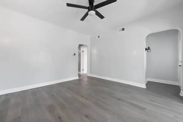 2216 Cuyler Avenue, Berwyn, IL 60402