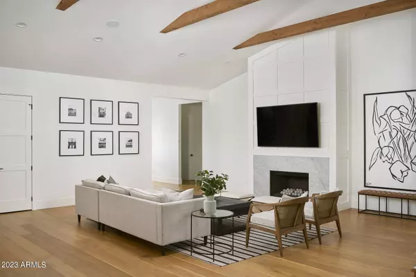 3538 E GLENROSA Avenue, Phoenix, AZ 85018