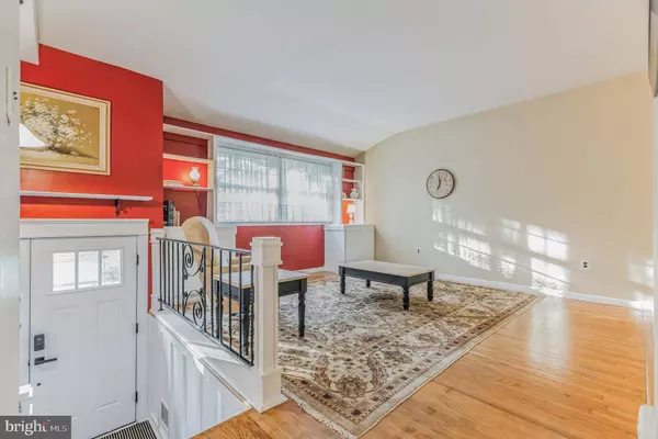 112 OAK AVE, West Berlin, NJ 08091