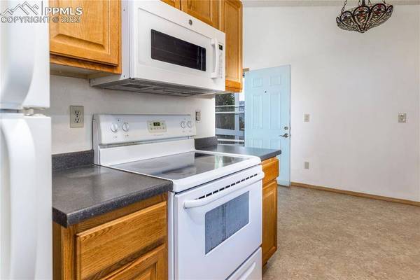 1405 Ride LN, Colorado Springs, CO 80916