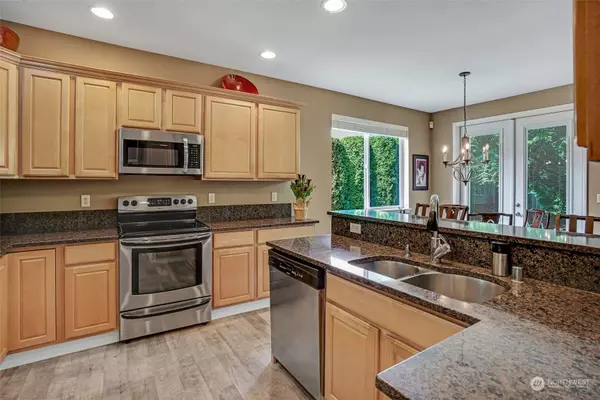 4333 Fairwood BLVD NE, Tacoma, WA 98422