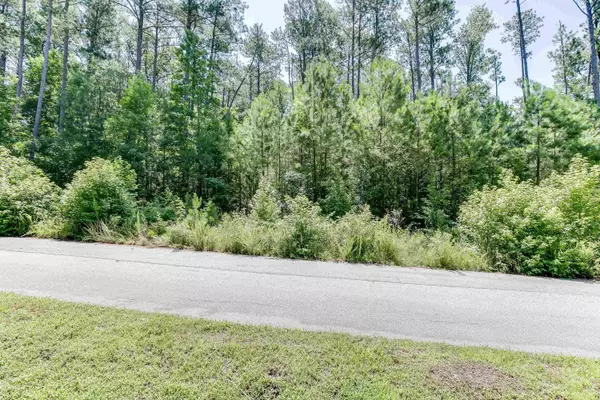 520 Penny LN, Loganville, GA 30052