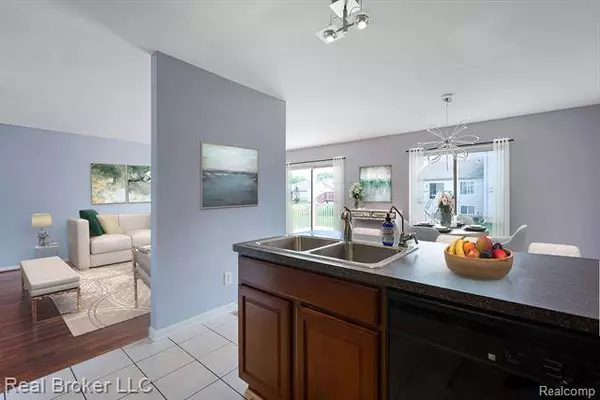 44007 WILSON Street, Grand Blanc, MI 48439