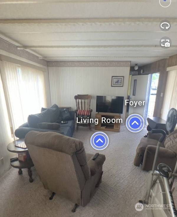 831 Mountain Villa DR #831, Enumclaw, WA 98022