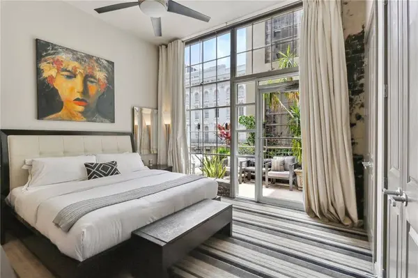 821 PERDIDO ST #2E, New Orleans, LA 70112