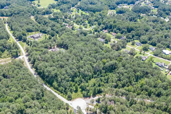 520 Penny LN, Loganville, GA 30052