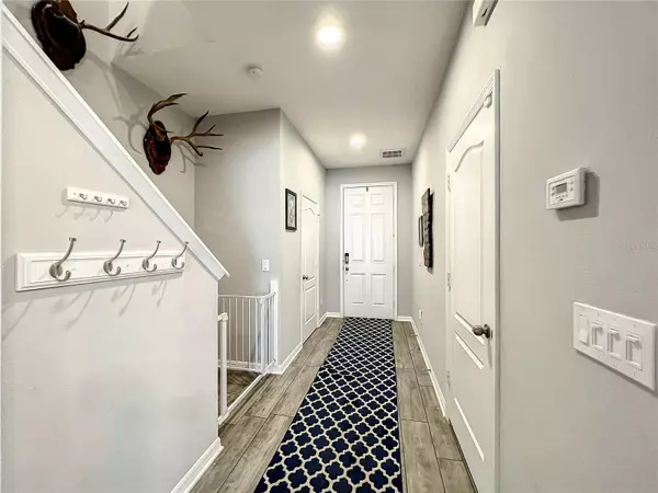 1124 WATER IRIS WAY, Orlando, FL 32828