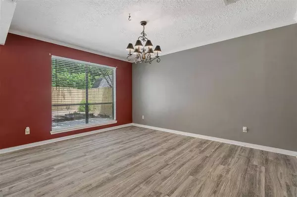 12107 Double Tree DR, Houston, TX 77070