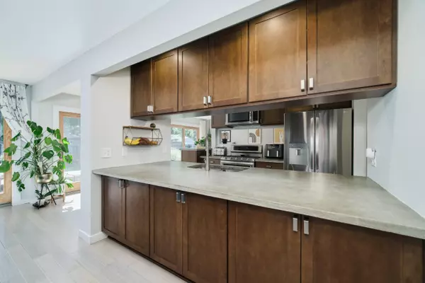 3996 Quainton Road, Norton Shores, MI 49441