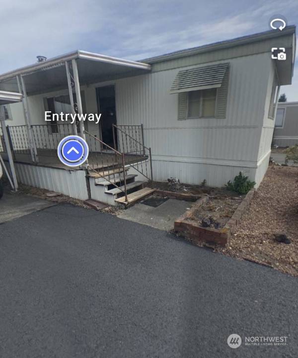 831 Mountain Villa DR #831, Enumclaw, WA 98022