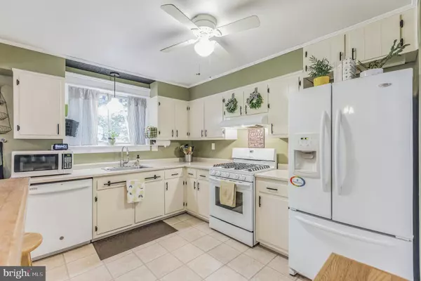 112 OAK AVE, West Berlin, NJ 08091