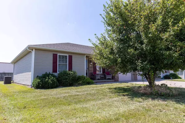 515 S Eighth Avenue, Haubstadt, IN 47639