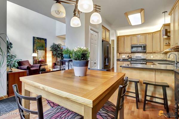 4762 Grumman ST, Anchorage, AK 99507